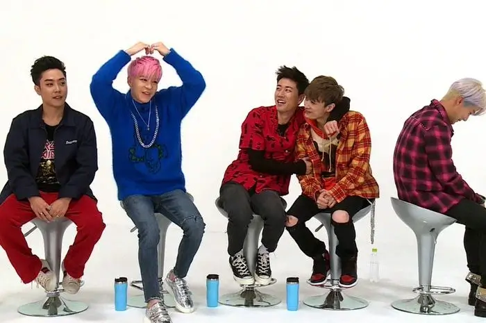 Weekly Idol