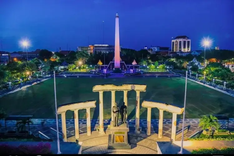 Monumen Nasional Tugu Pahlawan