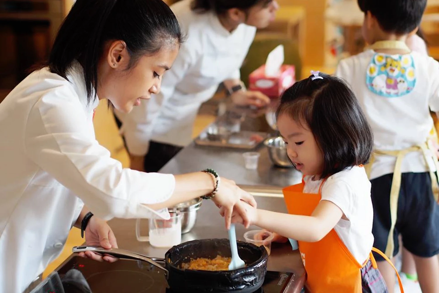 memasak bersama anak