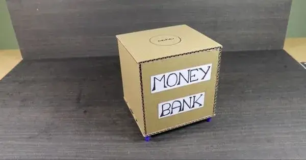 Celengan dari Kardus Bekas