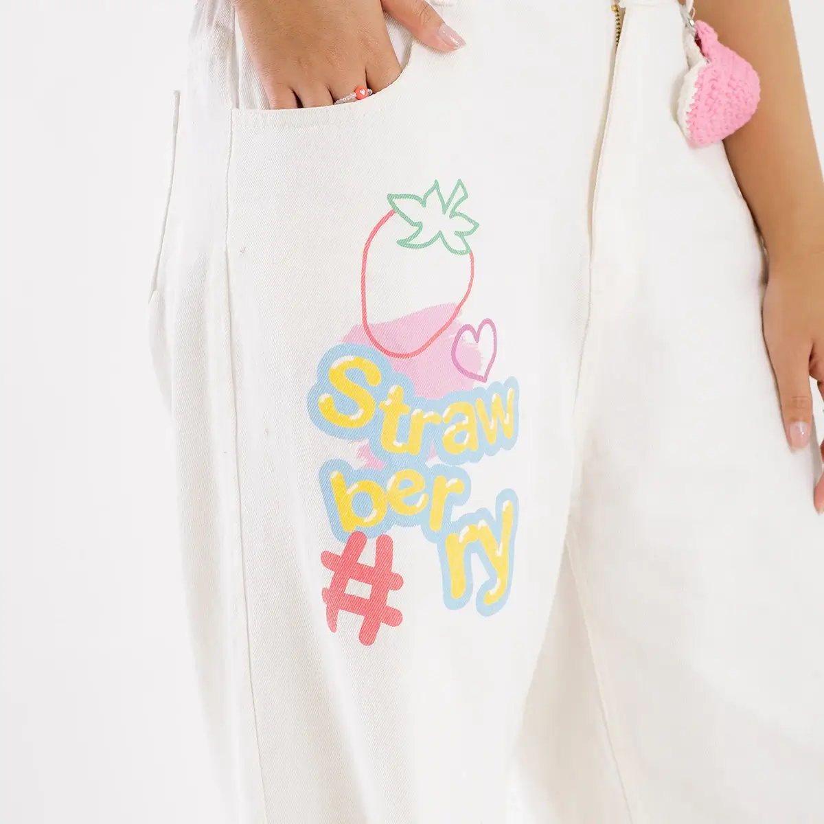 Yupi x Pakepakaii Strawberry Kiss Pants